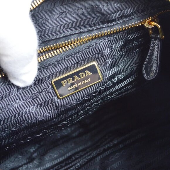 Prada Black Nylon Handbag 25 161974 - Picture 5 of 6
